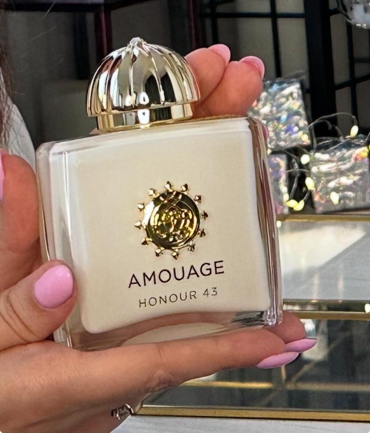 Amouage Honour 43 Woman Extrai - Best Perfume Fragrance ulasan dan harga